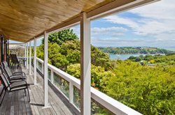 Island Views, Oneroa
